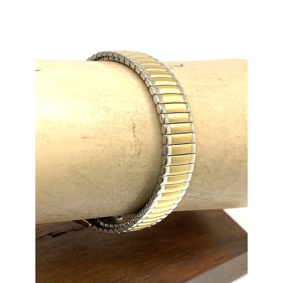 Timex Womens Watch T2H381 Indiglo Quartz Petite 2-Tone White Dial Expansion Band - Picture 10 of 14